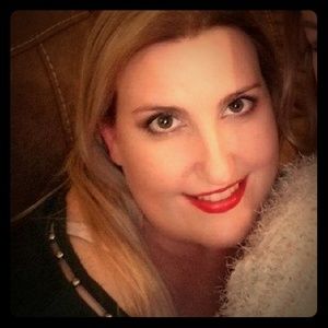 Meet your Posher, Kristin